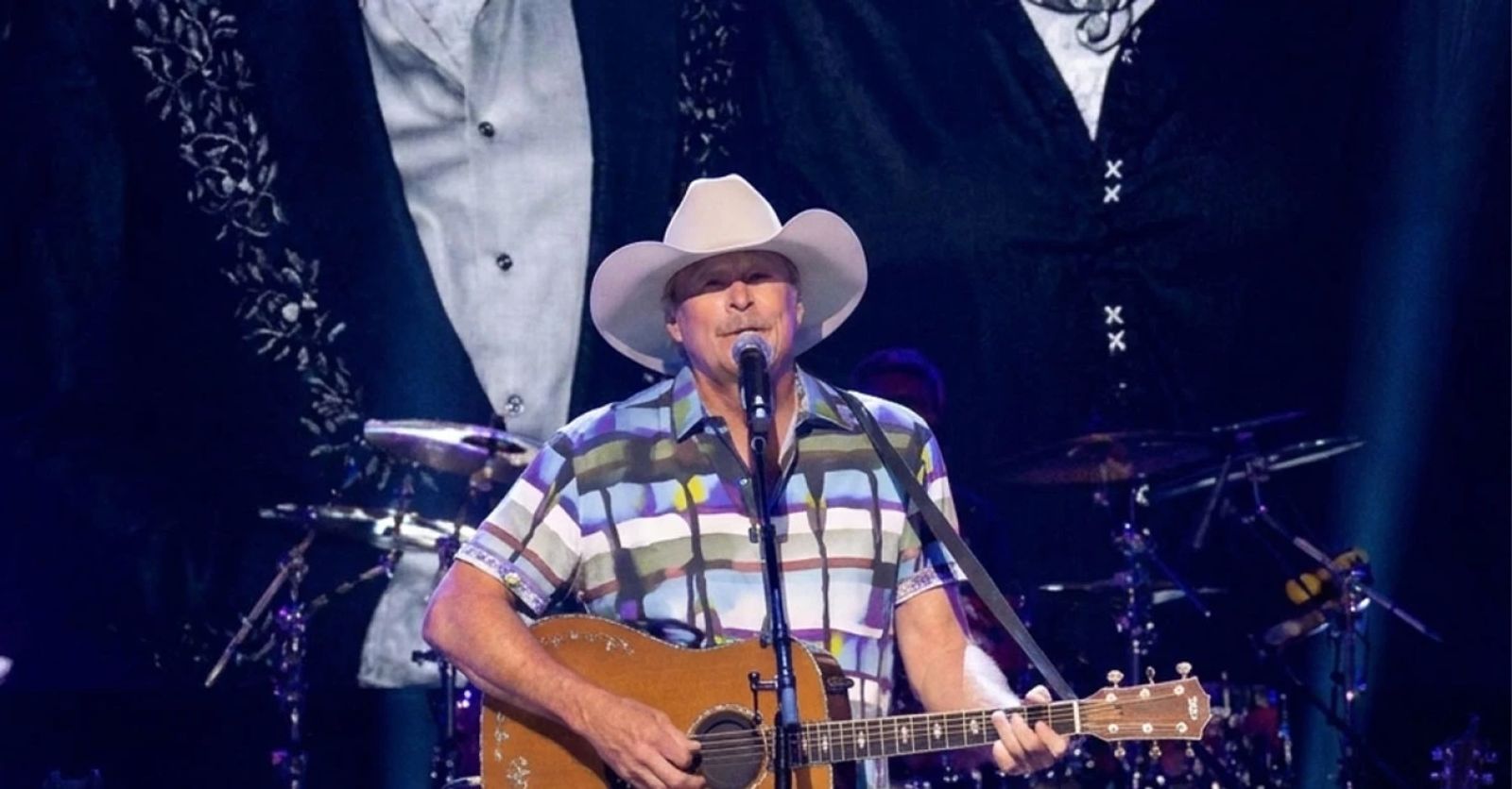 Alan Jackson Just Took His Final Full-Length Bow: The ’90s Country Era Is Starting to Feel Like a Long Goodbye