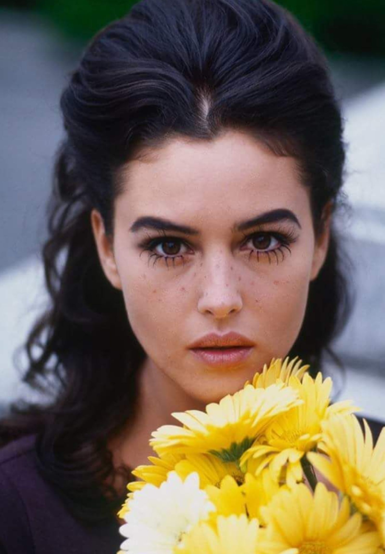 She stunned the world in Malèna—but what Monica Bellucci chose to do after may be her boldest act yet(1)