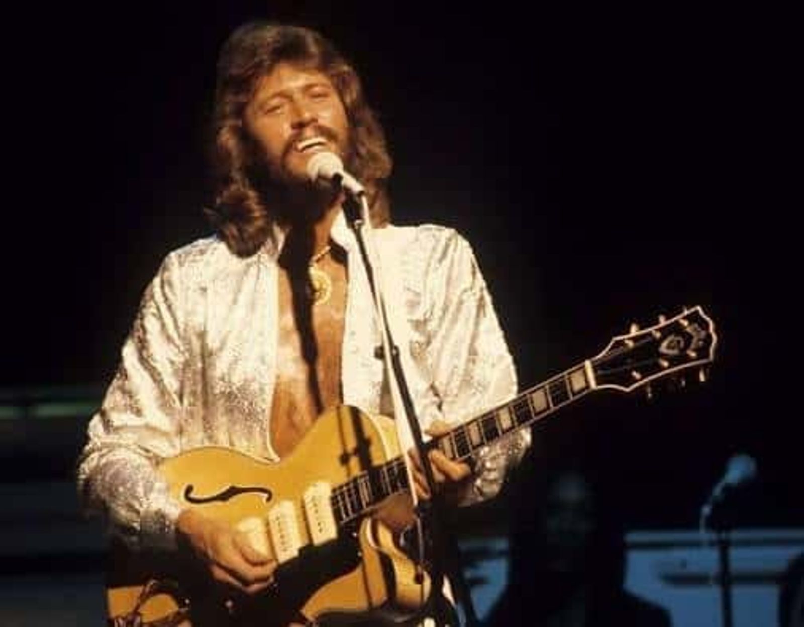 Bee Gees’ “I Started a Joke” Captivates the World with Its Poignant Simplicity and Soul-Stirring Honesty (1968) - Page 2 of 2 - StoryPulse