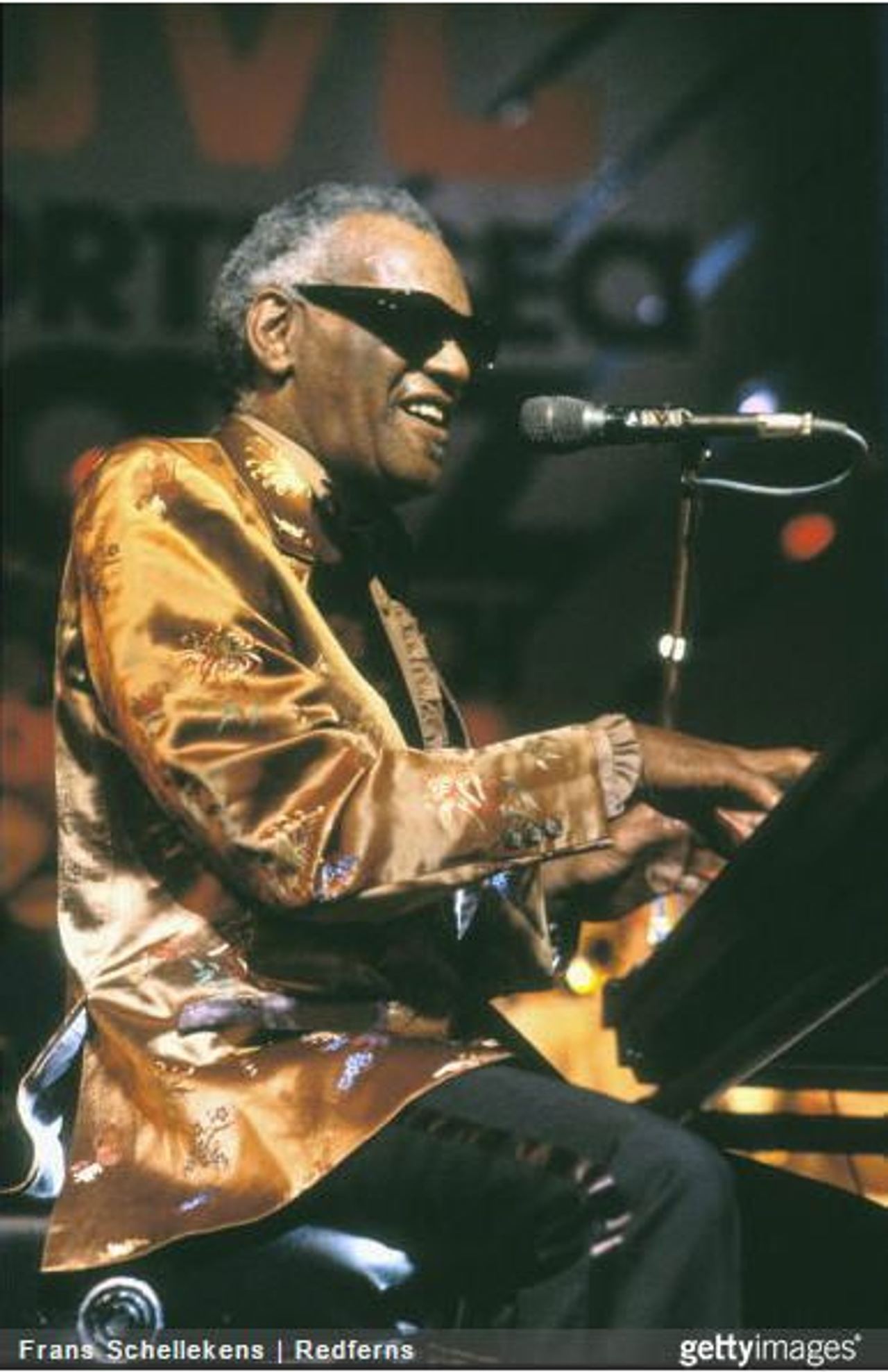Ray Charles Ran Out of Songs on Stage—So He Improvised “What’d I Say” and Accidentally Created a Classic