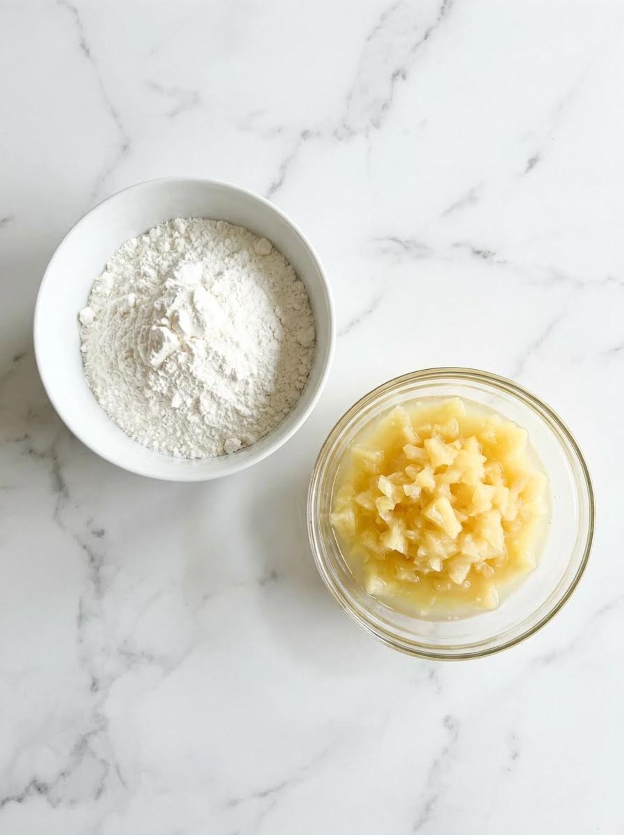 2-Ingredient Pineapple Dessert Bars