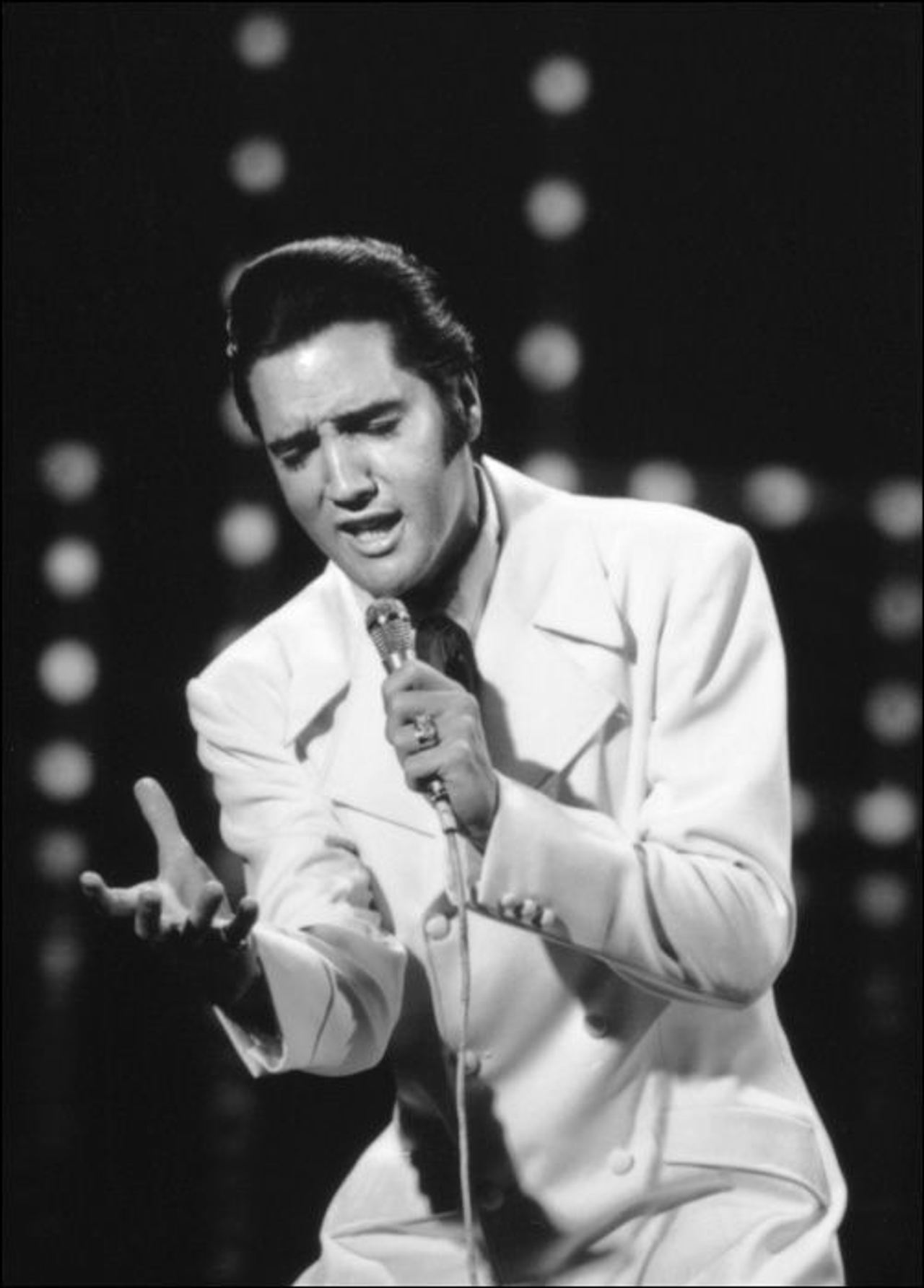 Elvis Presley's 'If I Can Dream'