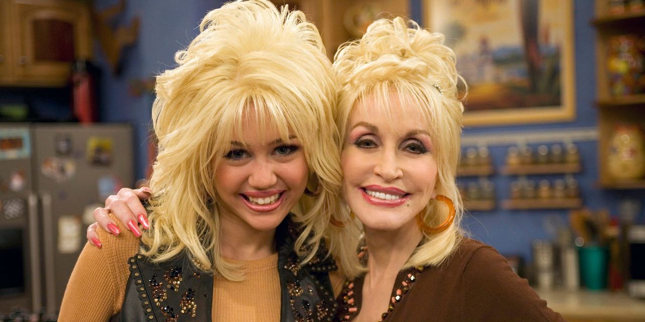 Miley Cyrus and Dolly Parton | Source: Getty Images