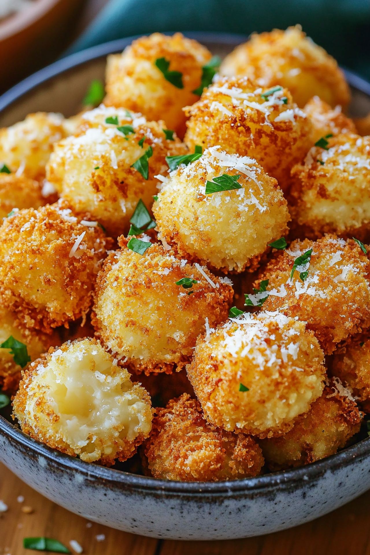 Crispy Cheesy Cauliflower Bites
