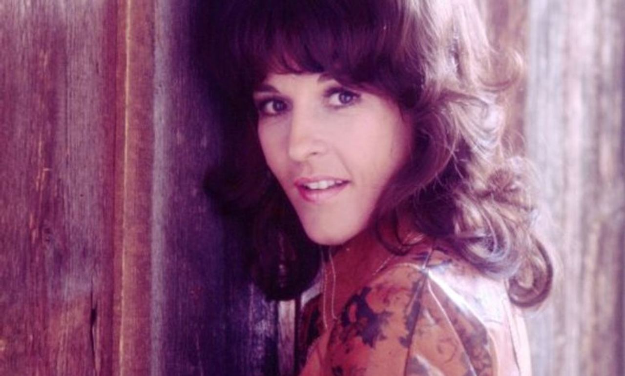 Donna Fargo’s “Funny Face” Reimagines Country Crossover in 1972-2