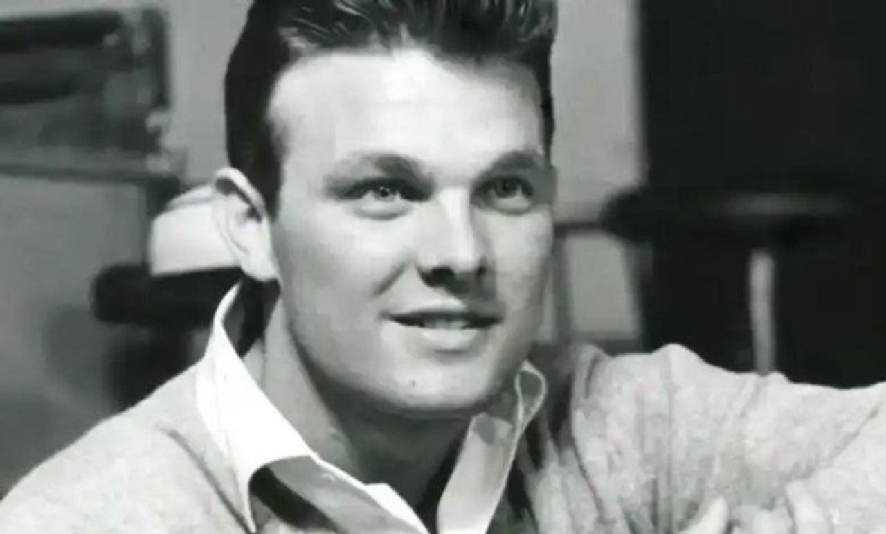 Gene Pitney’s "Only Love Can Break a Heart" in 1962