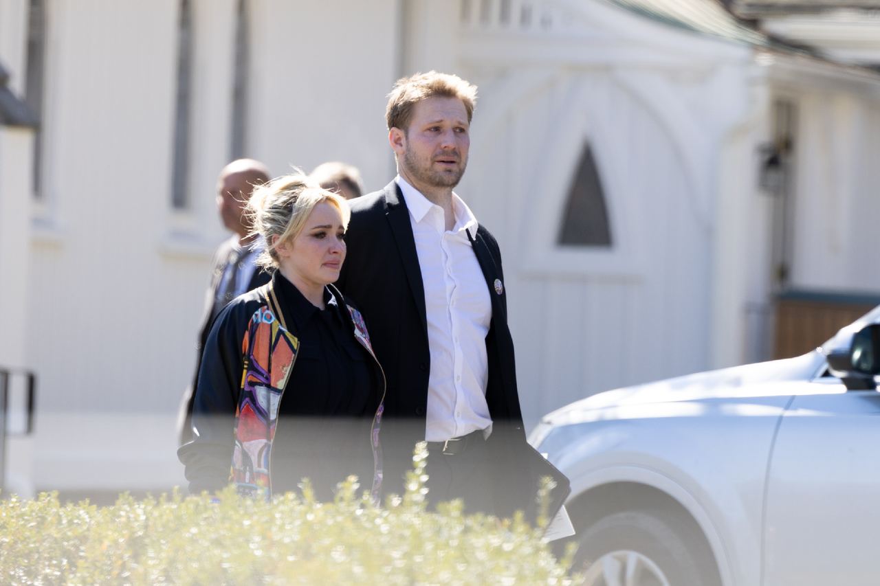 Hayden Panettiere and Brian Hickerson were seen together in March 2023 at a celebration of life for her brother, Jansen. More than three years later, the pair reportedly traveled together to South Carolina. | Source: Getty Images