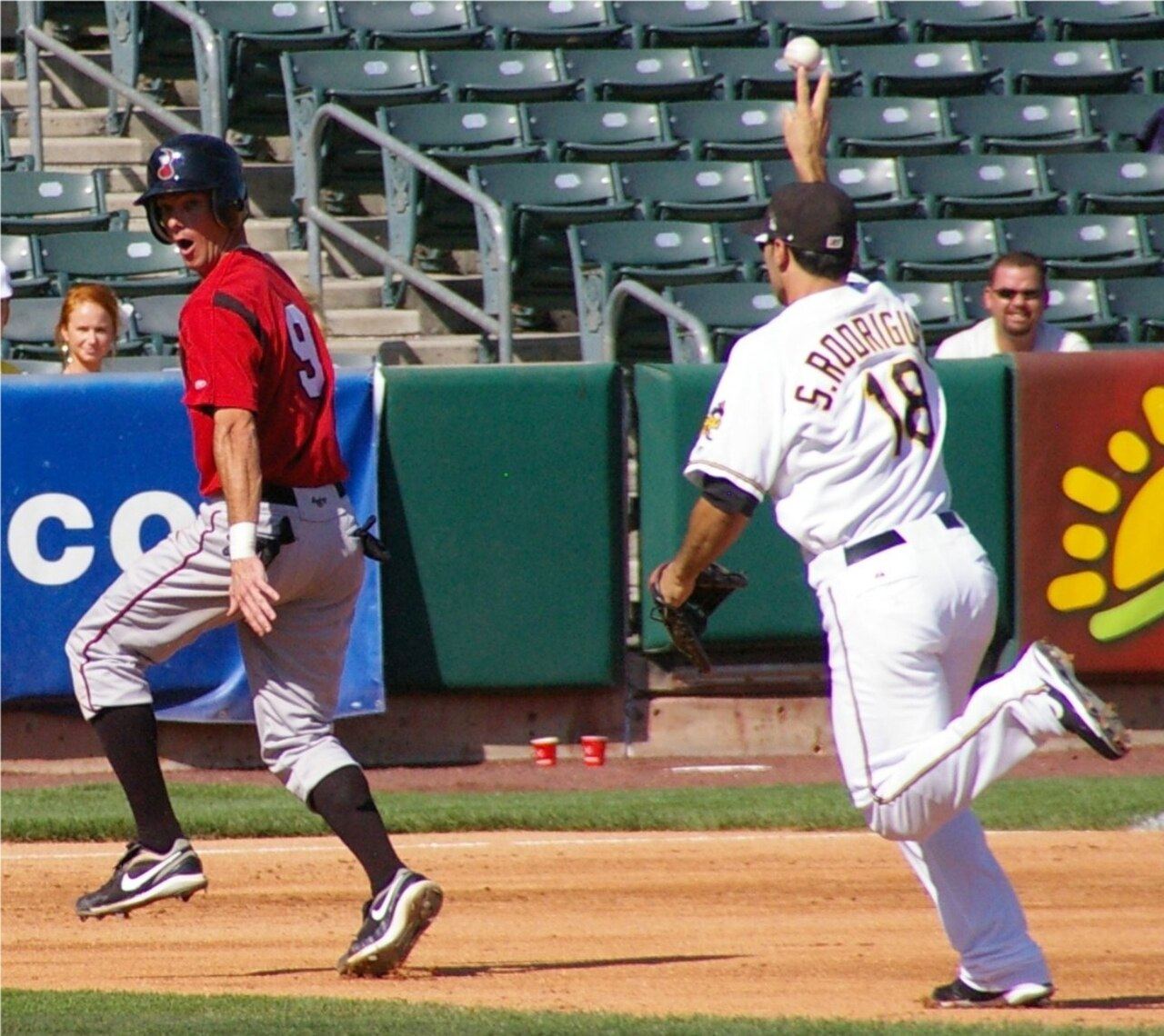 Johnny Raburn-Sean Rodriguez rundown