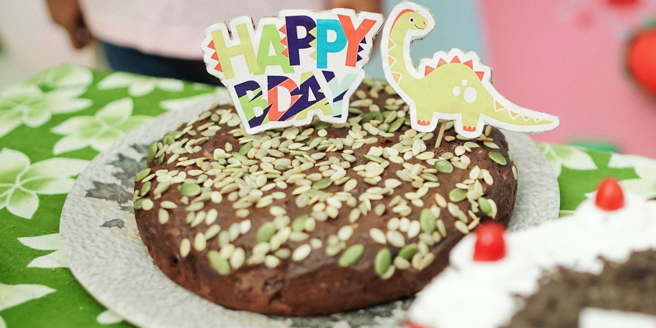 A decorated kids birthday cake | Source: Pexels