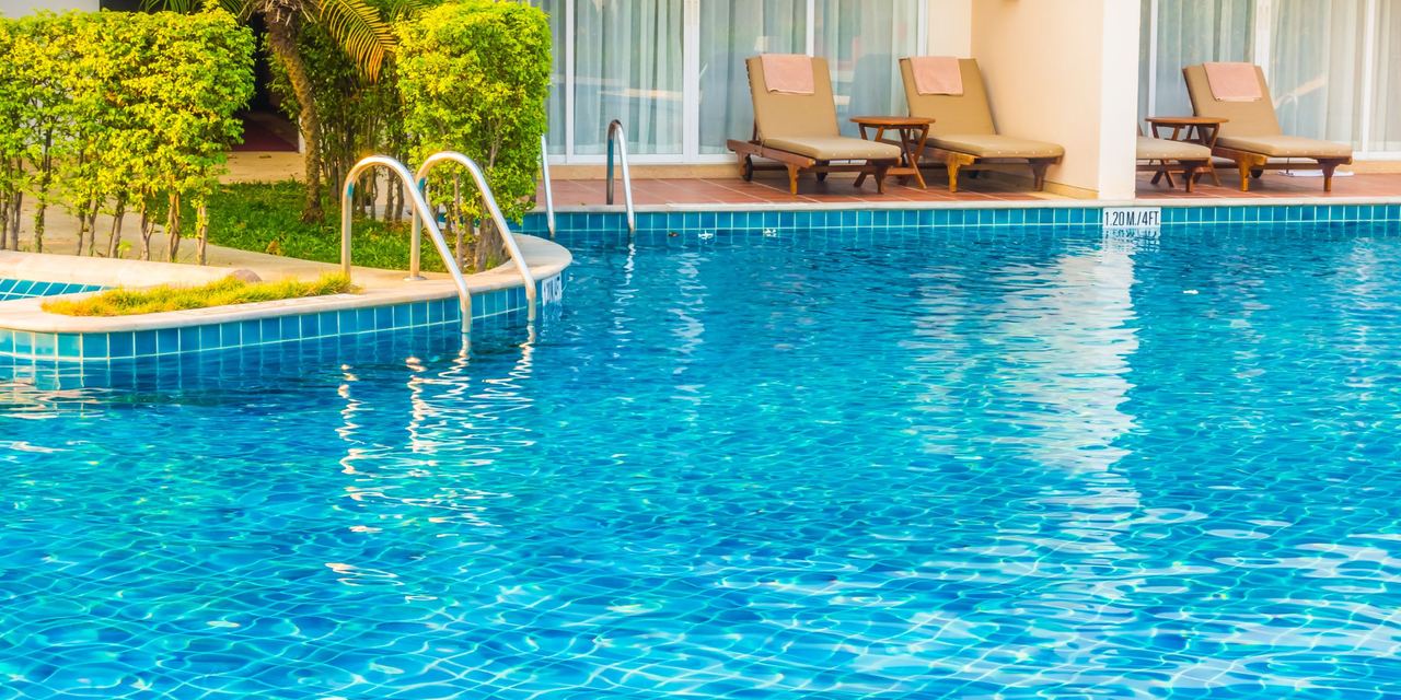 A beautiful pool | Source: Magnific