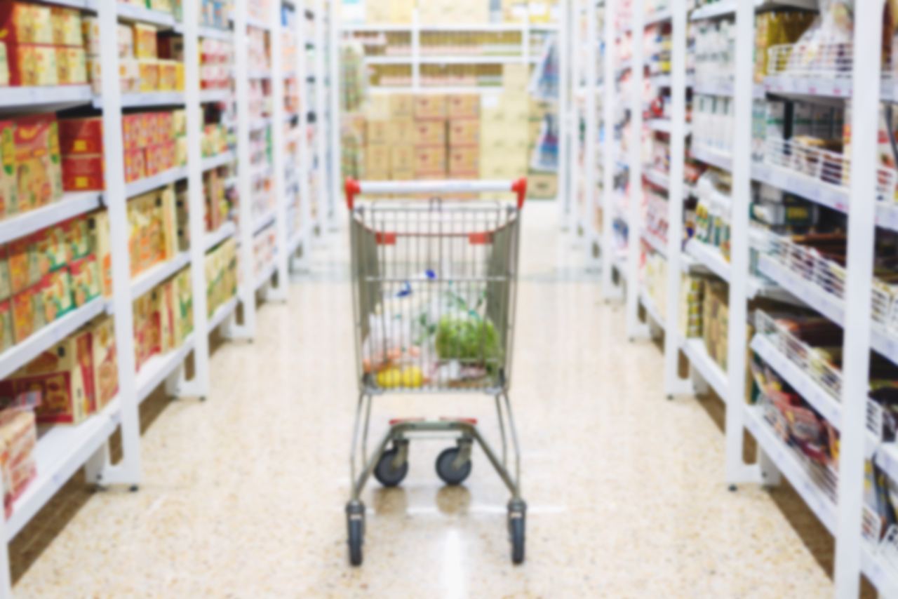 Abstract blur shopping cart | Source: Magnific