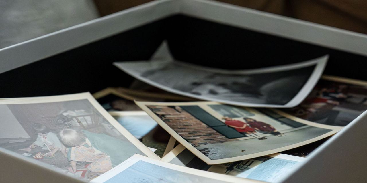 Photos in a box | Source: Pexels
