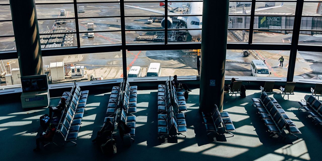 An airport terminal | Source: Pexels
