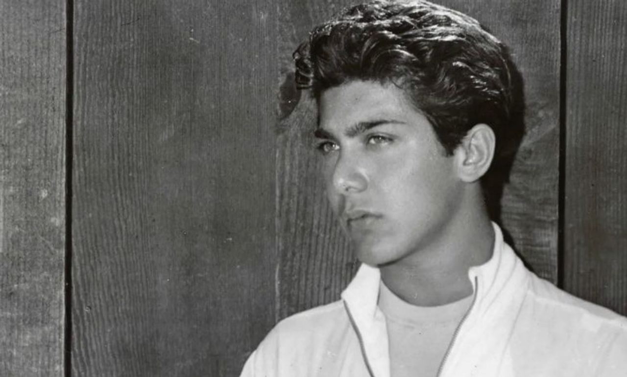 Paul Anka’s “Puppy Love” Captures the Heartache of Young Romance in 1960
