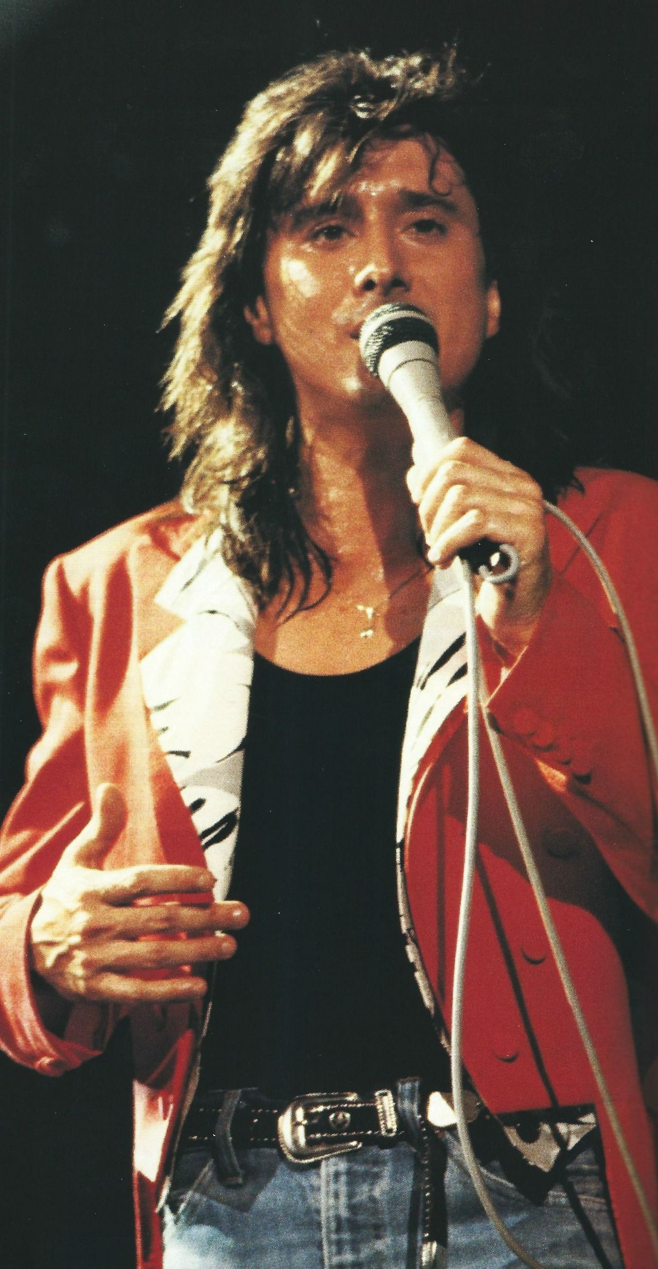Steve Perry Nearly Walked Away From Journey — Then “Don’t Stop Believin’” Became an American Classic