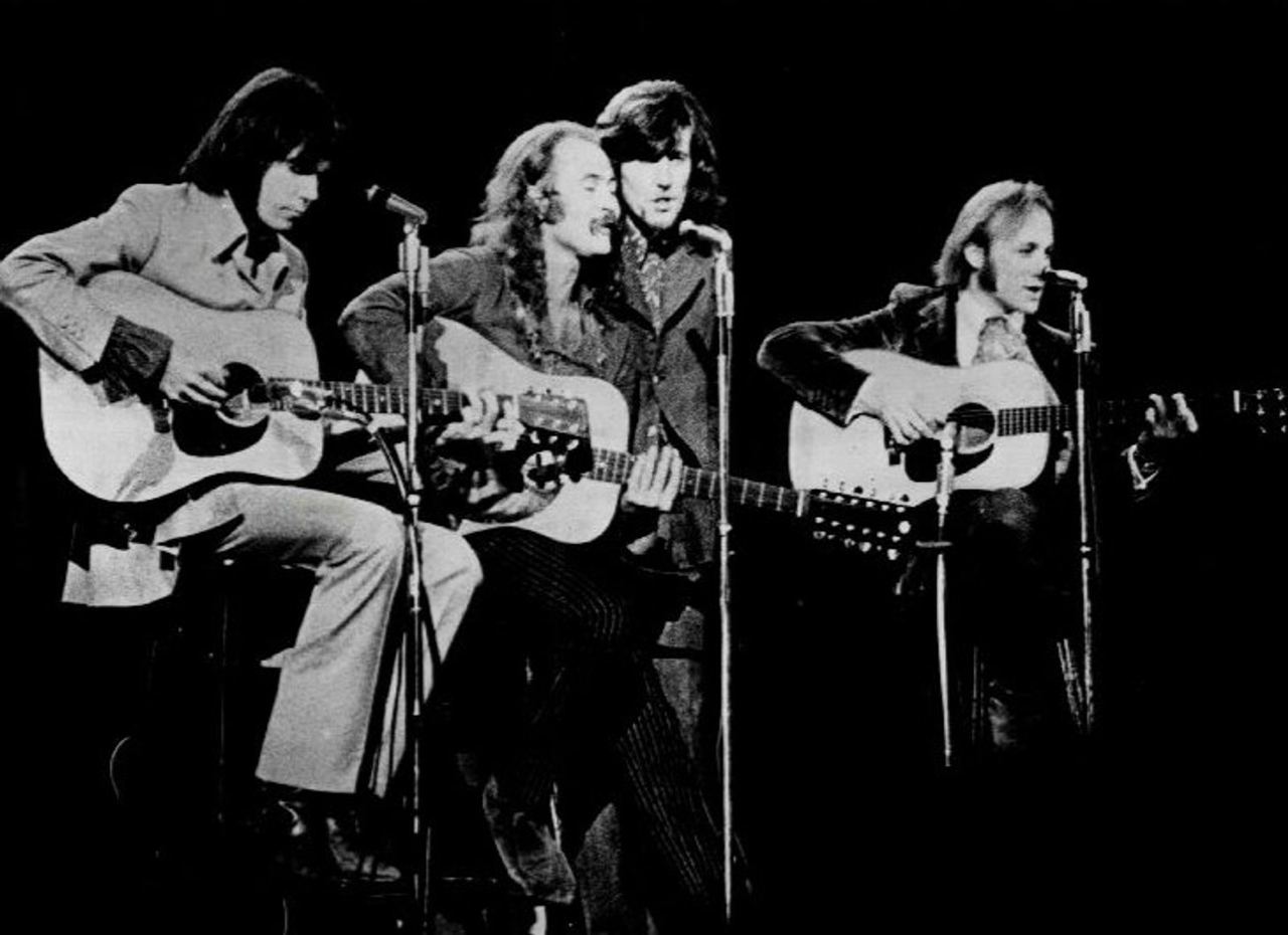 Crosby, Stills, Nash & Young - Wikipedia