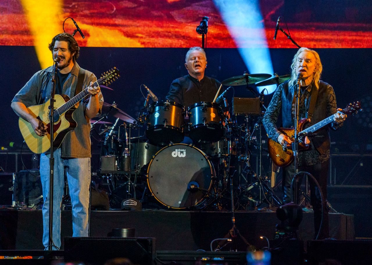 The Dark Mystery Behind Eagles and the Stolen Hotel California Lyrics