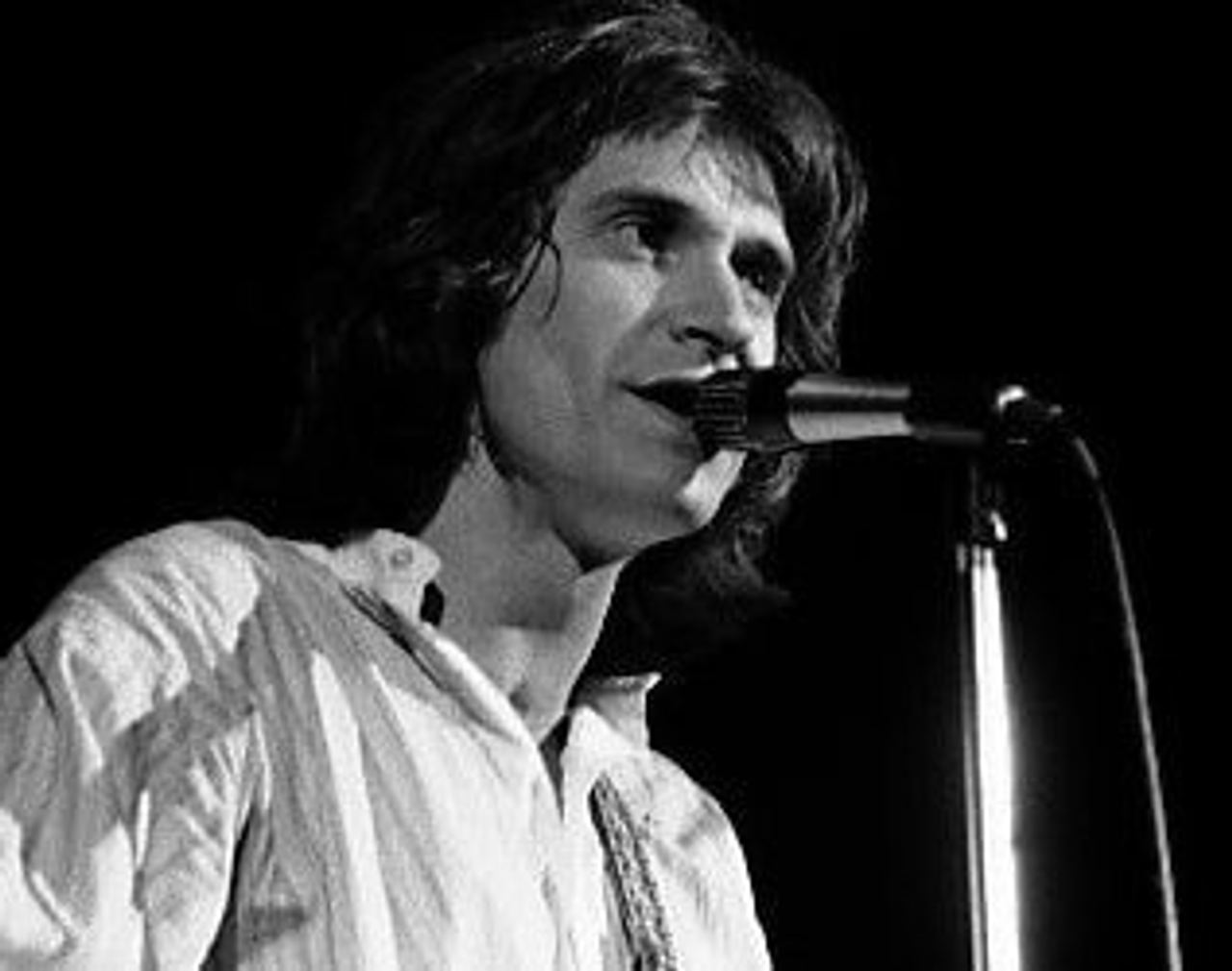 Waterloo Sunset: The Kinks’ Timeless London Masterpiece - StoryPulse