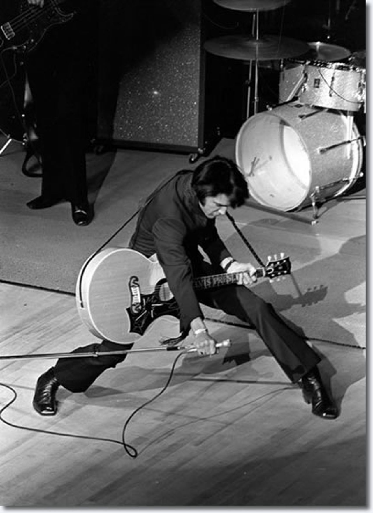 The Secret Story Behind Elvis Presley’s 1969 Comeback Masterpiece - DailyFeed