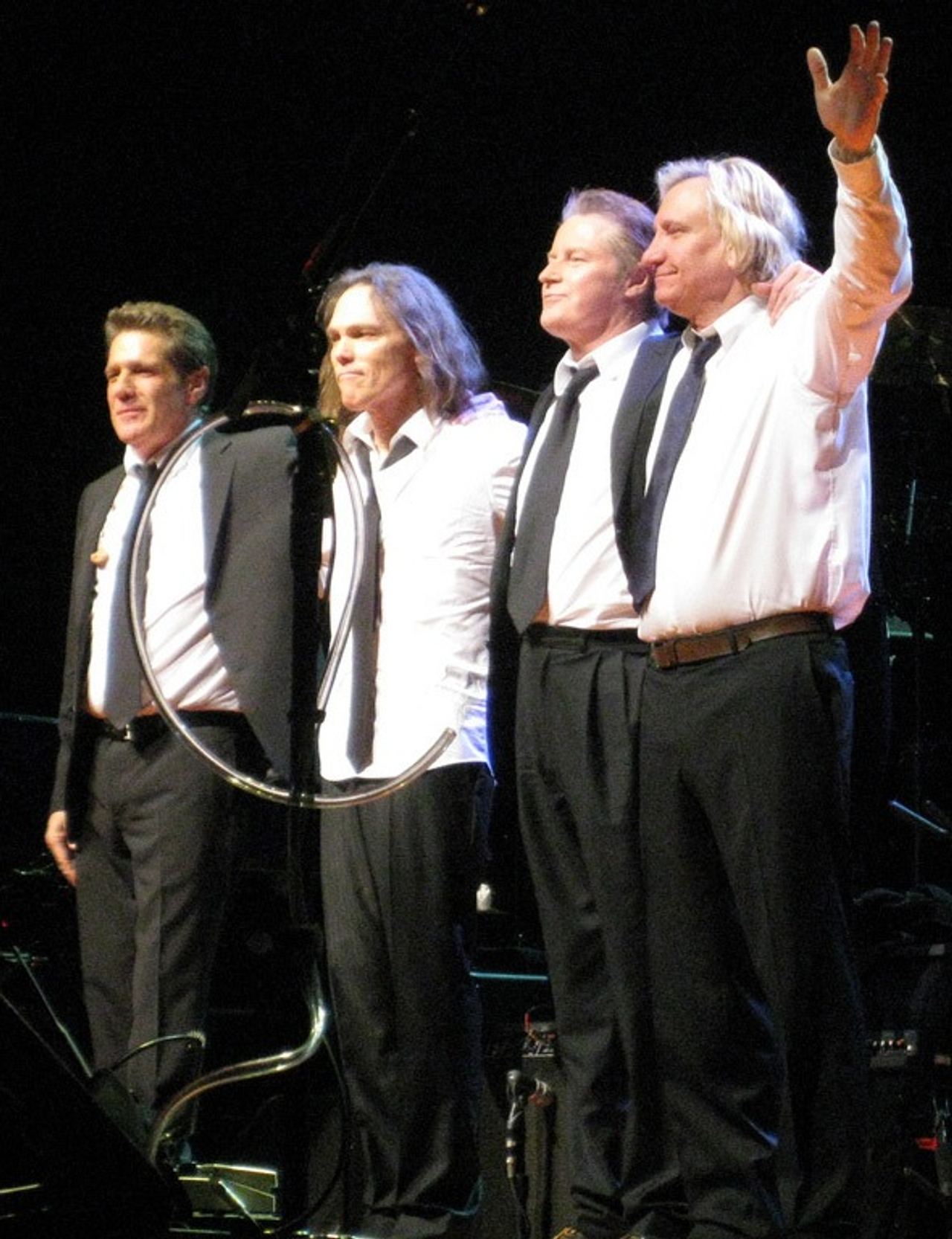 Eagles cropped