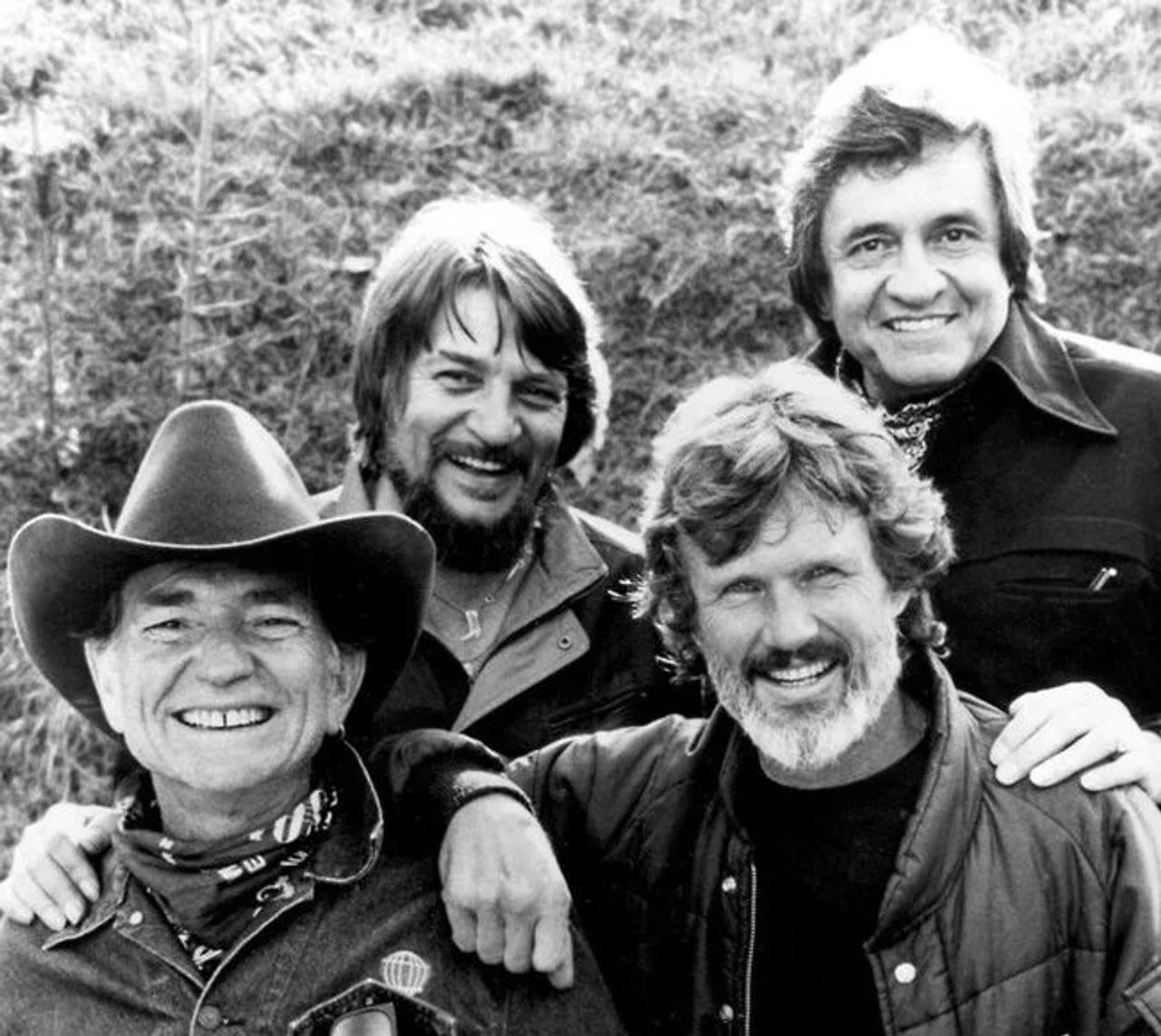 Every #1 Country Single of the Eighties: The Highwaymen, “Highwayman” – Country Universe
