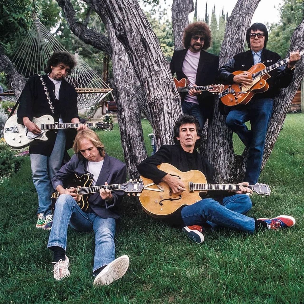 The Traveling Wilburys: albums, songs, concerts | Deezer