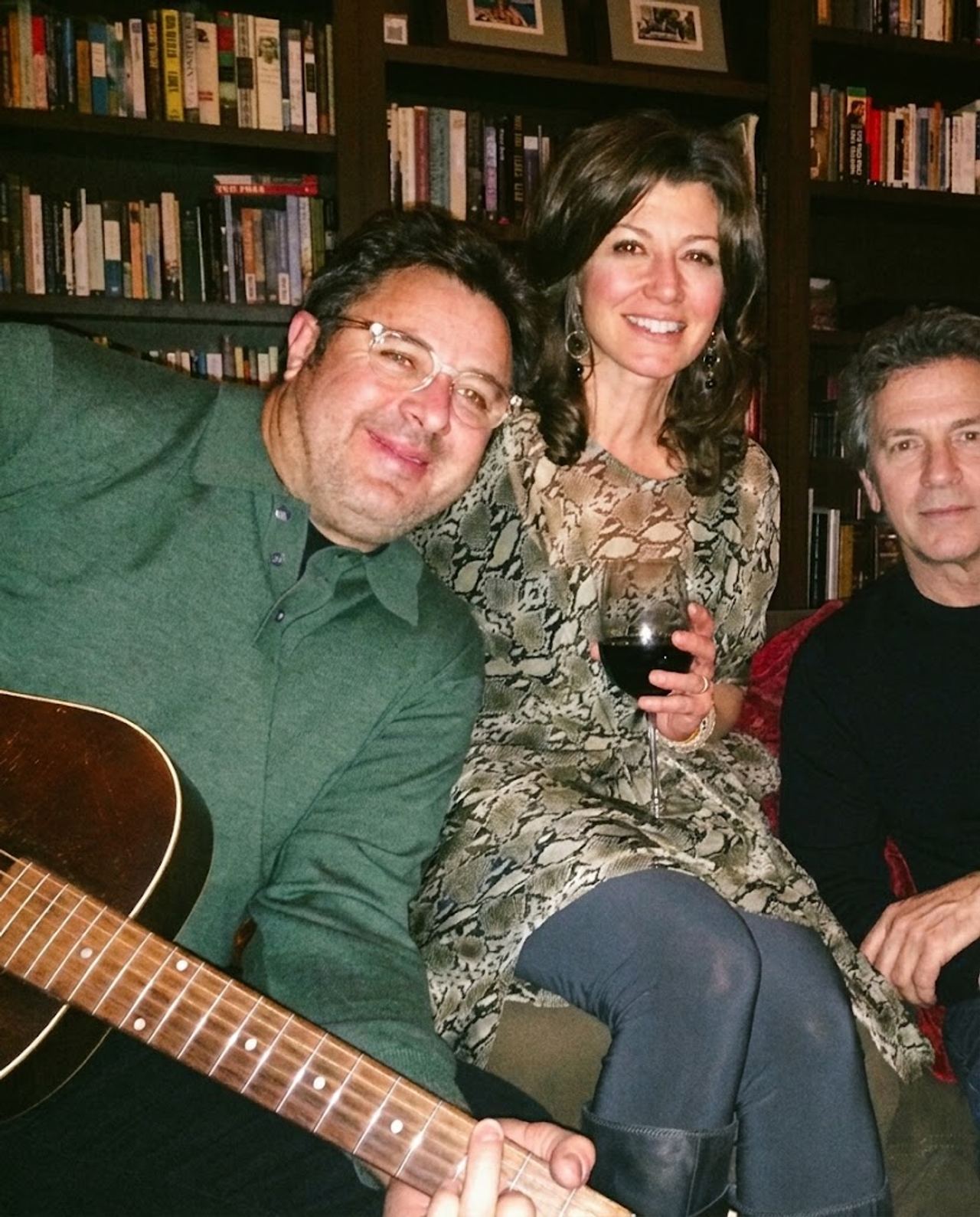 Two of the biggest voices in music could have chosen any grand venue for their wedding, but Vince Gill and Amy Grant sto