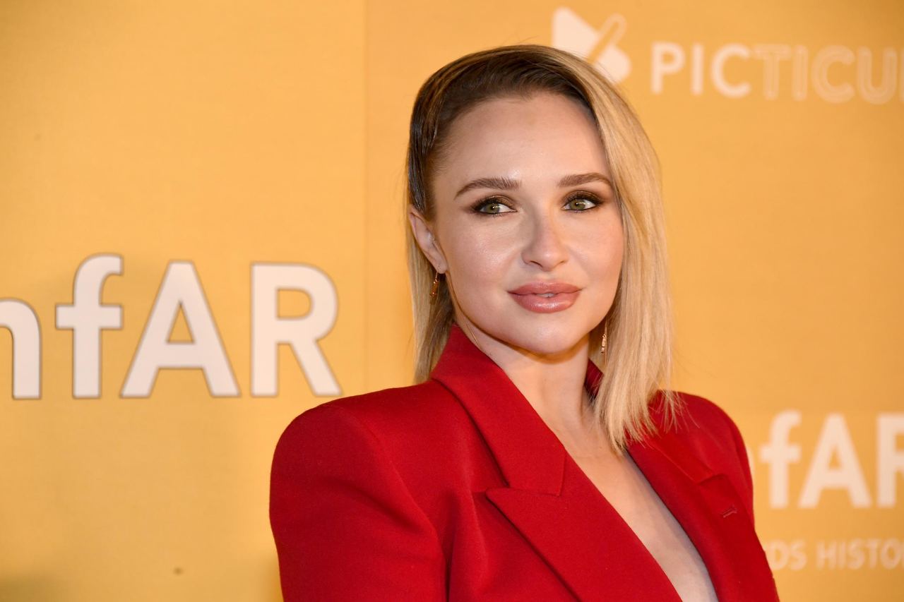 Hayden Panettiere attends an event in 2022. Some years after friends said she experienced severe health issues that affected her mobility. | Source: Getty Images