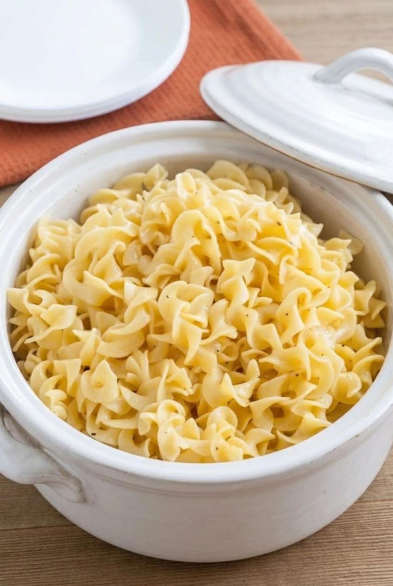 Crockpot Butter Noodles