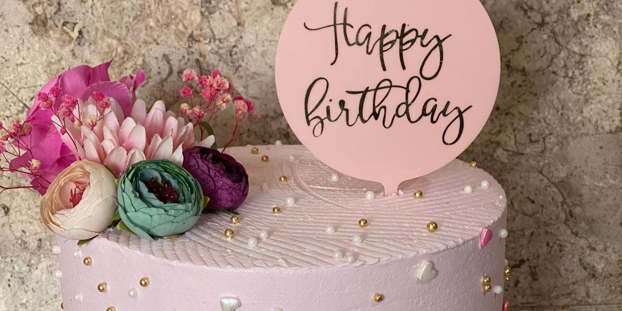 A close-up of a birthday cake | Source: Pexels