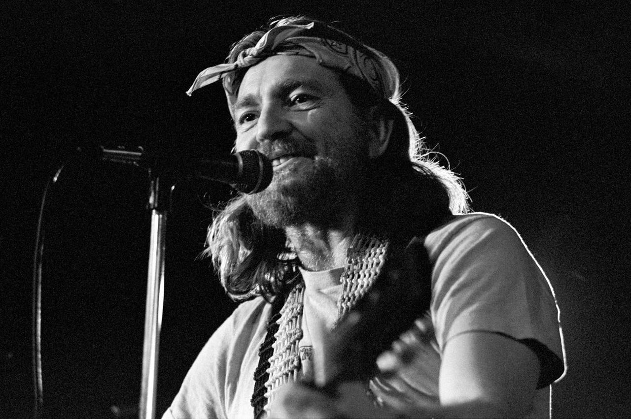 Willie Nelson performing in Atlanta in 1975. Tom Hill / WireImage, reproduced by Parade.