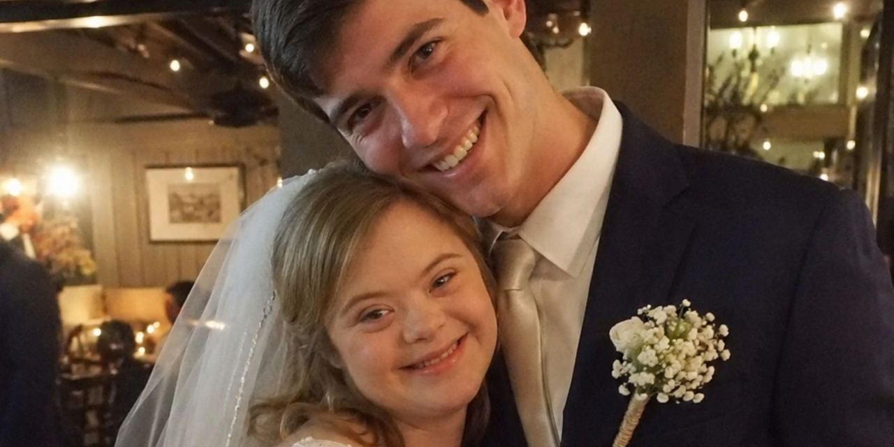 A couple on their wedding day | Source: Amomedia