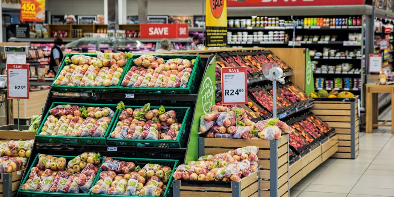 Produce section inside a grocery store | Source: Pexels