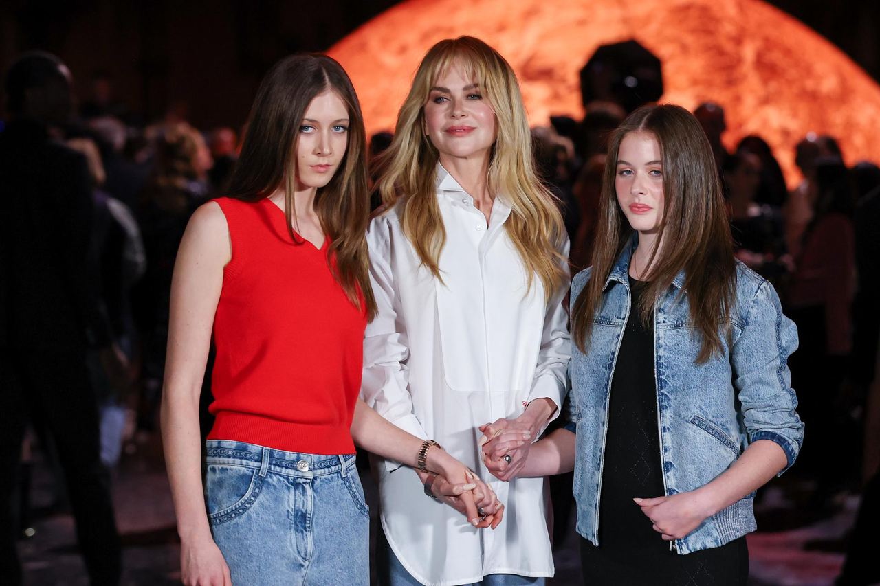 Kidman has said raising teenage girls is "fascinating," particularly as they learn to navigate public scrutiny and social media. She believes younger generations have developed an "armor" that helps them shrug off criticism more easily. | Source: Getty Images