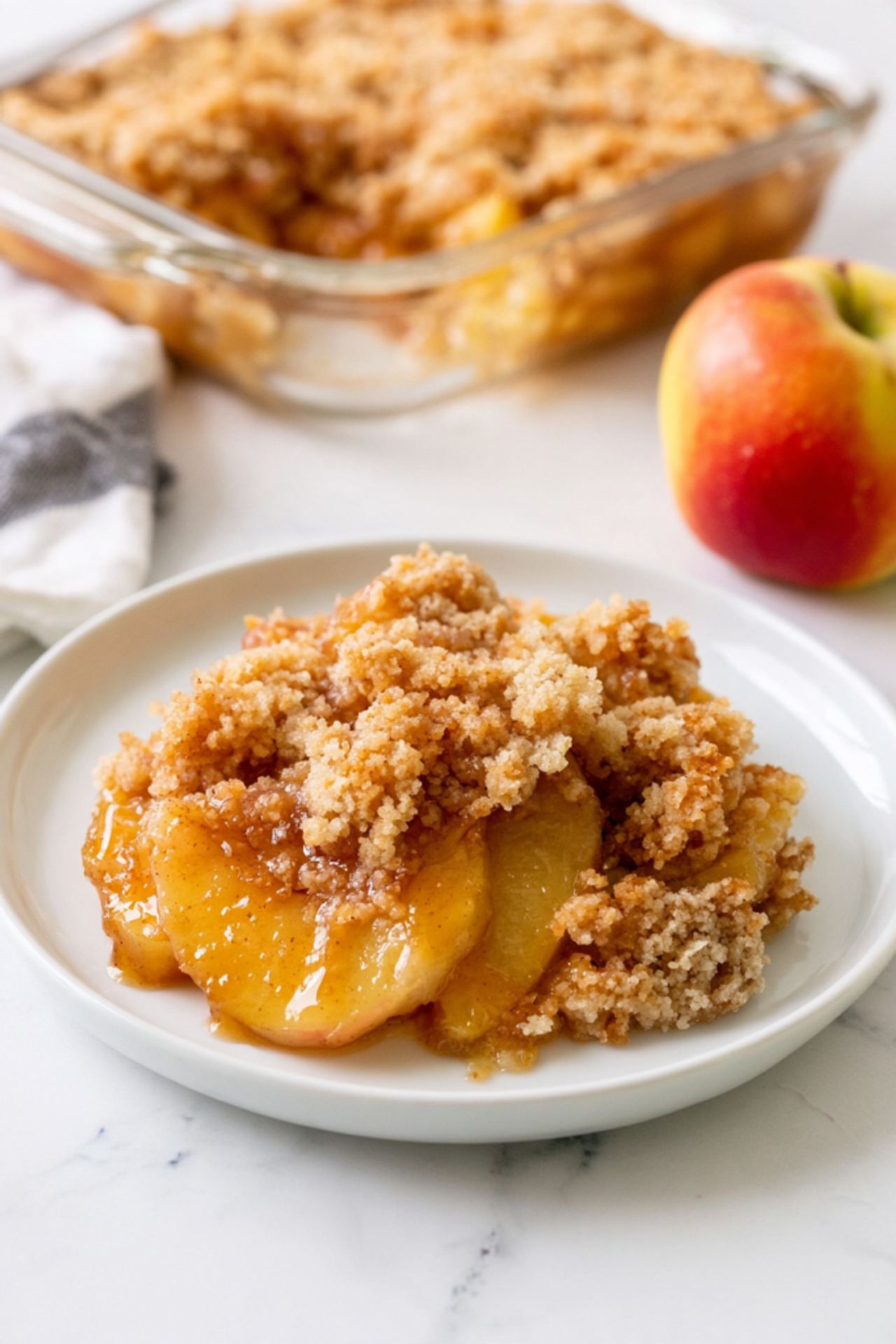 Old-Fashioned 4-Ingredient Apple Bake