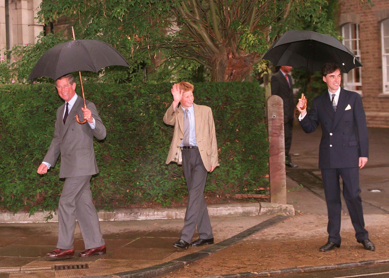 Harry arrived at Eton in 1998 with his father, now King Charles III, and housemaster Dr. Andrew Gailey. His enrollment followed William’s and preceded George’s arrival nearly three decades later. | Source: Getty Images