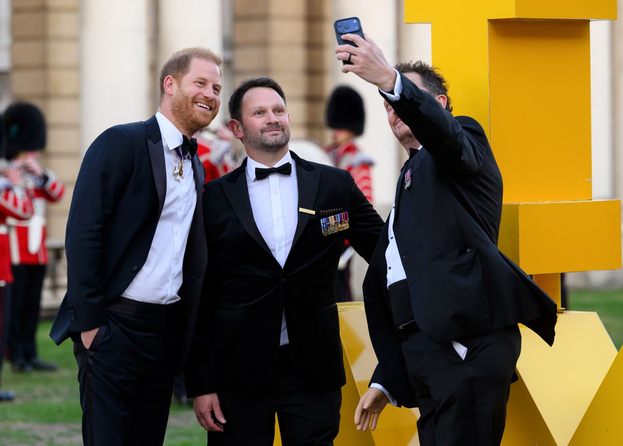 Prince Harry, Duke of Sussex, takes selfies with other attendees at the Invictus Games Foundation's inaugural Invictus Spirit Awards on September 17, 2026, in London, England. | Source: Getty Images