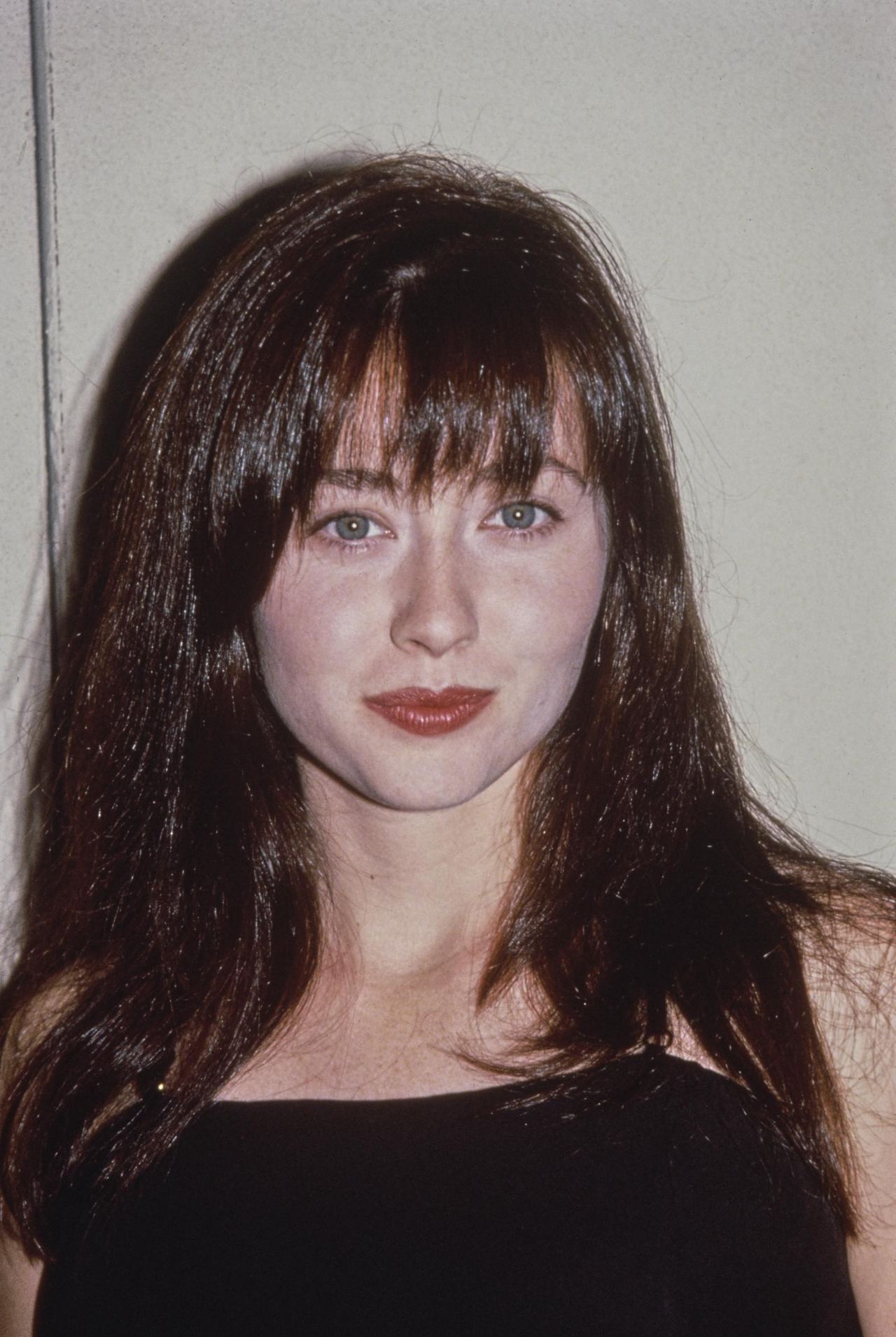 Shannen Doherty attends the 10th annual Scott Newman Drug Abuse Prevention Awards at the Four Seasons Hotel in Beverly Hills, California, on August 27, 1991. | Source: Getty Images