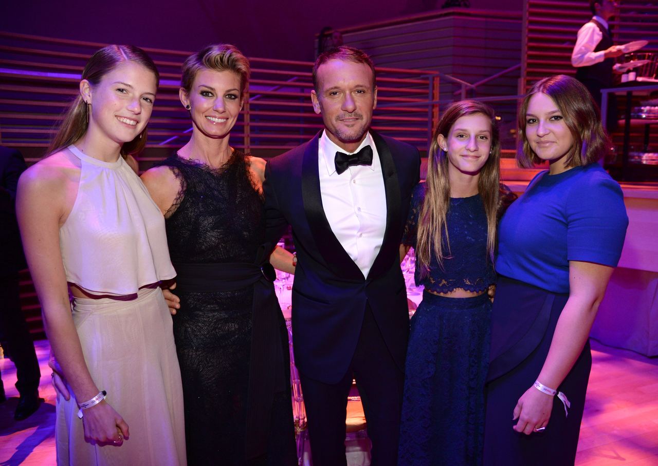 Maggie grew up alongside sisters Gracie and Audrey as the daughters of Tim McGraw and Faith Hill. Gracie's recent post emphasized how closely the sisters remain involved in one another's biggest milestones. | Source: Getty Images