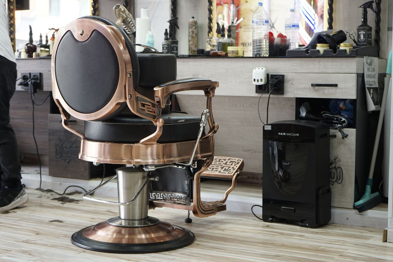 A barber's chair | Source: Pexels
