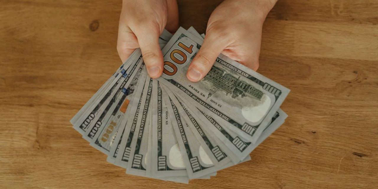 A Man Gave His Daughter's College Fund to His New Stepson Because Women Don't Need College – But the Grandfather's React