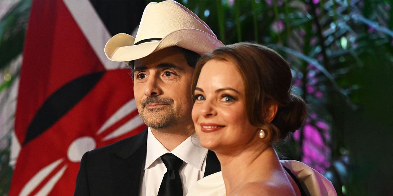 Brad Paisley’s Long-Standing Marriage & Rarely-Seen Sons Who Are Carving a Future in Theater — Photos