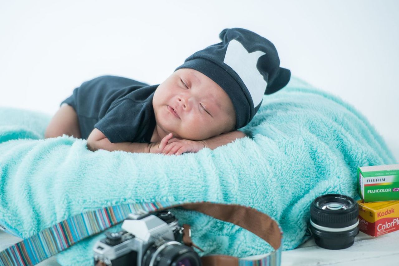 My Husband and I Wanted a Son After Four Daughters – Then He Appeared at Our Door with a Newborn in His Arms