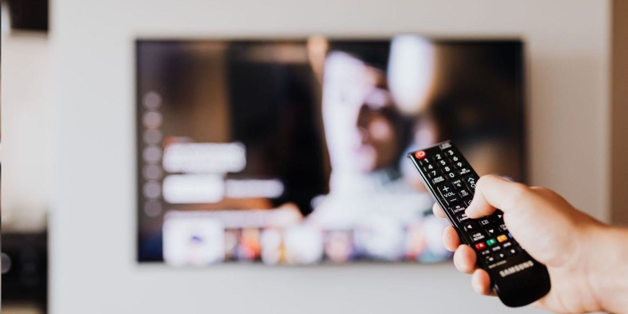 My Neighbor Gave Her Friends Our Netflix Password – Then Called Me 'Pathetic' for Refusing to Pay for Them