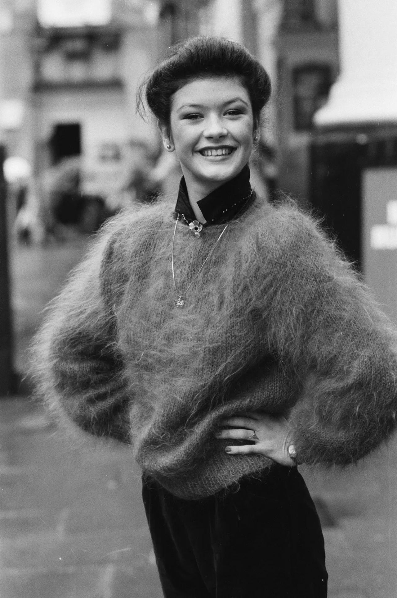 At 17, Catherine became the leading lady in London's "42nd Street," having originally been the second understudy. In a later interview, she called the opportunity a childhood dream come true. | Source: Getty Images