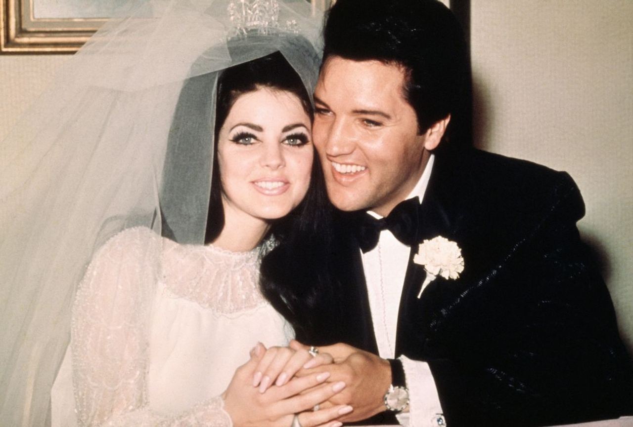 Priscilla Presley’s Teen Granddaughter Looks Like ‘Nona’s Twin’ in New Photo, Leaving Fans Amazed